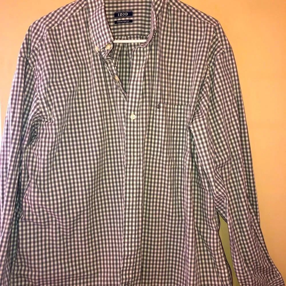 IZod shirt - Picture 1 of 3